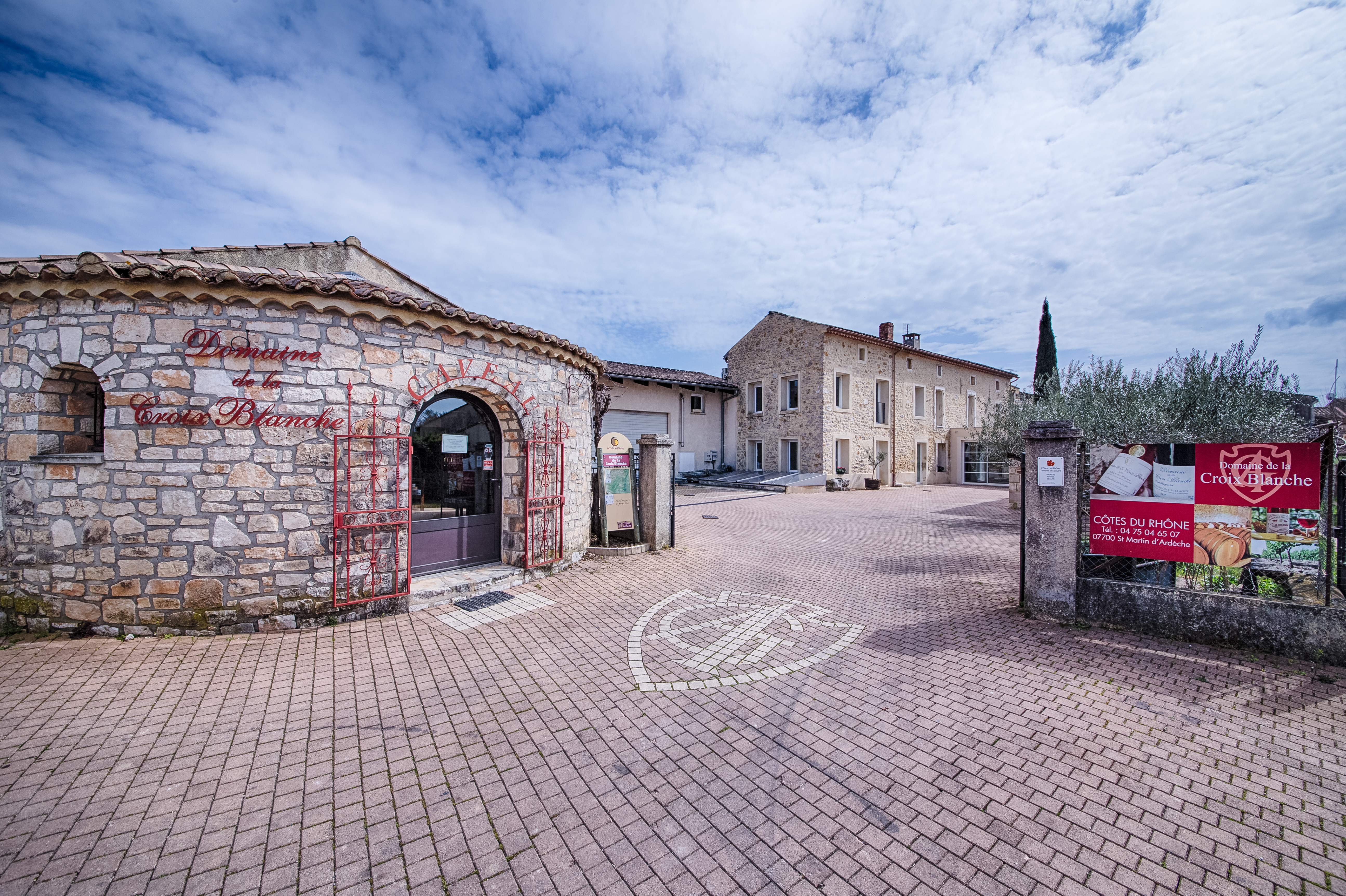 Domaine de la Croix Blanche ©Thomas O’Brien