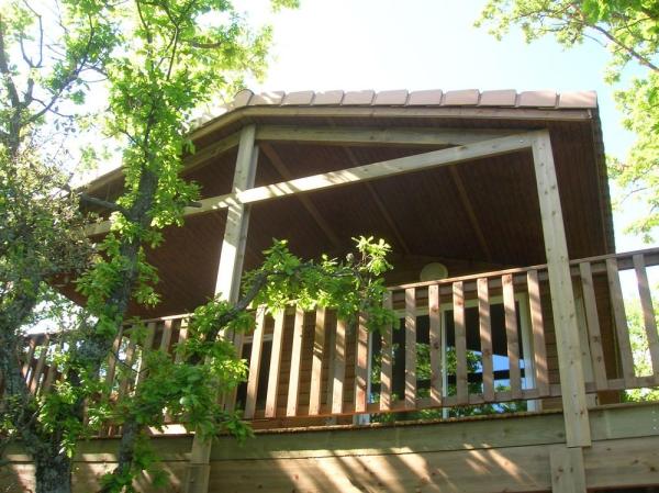 Cabane perchée au Domaine de Briange