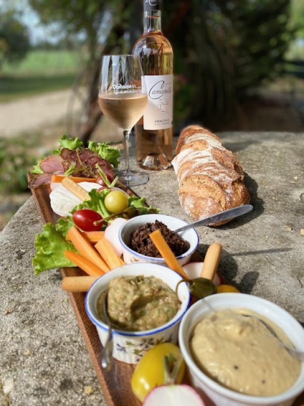 Planche Mixe Apéro au Domaine de La Camarette