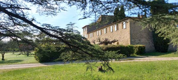 Visite et Détente au Château Saint-Pierre de Mejans